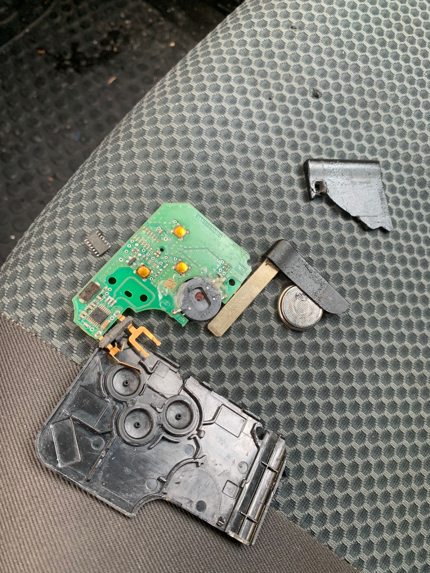 Rozpadnutá karta Renault Megane II