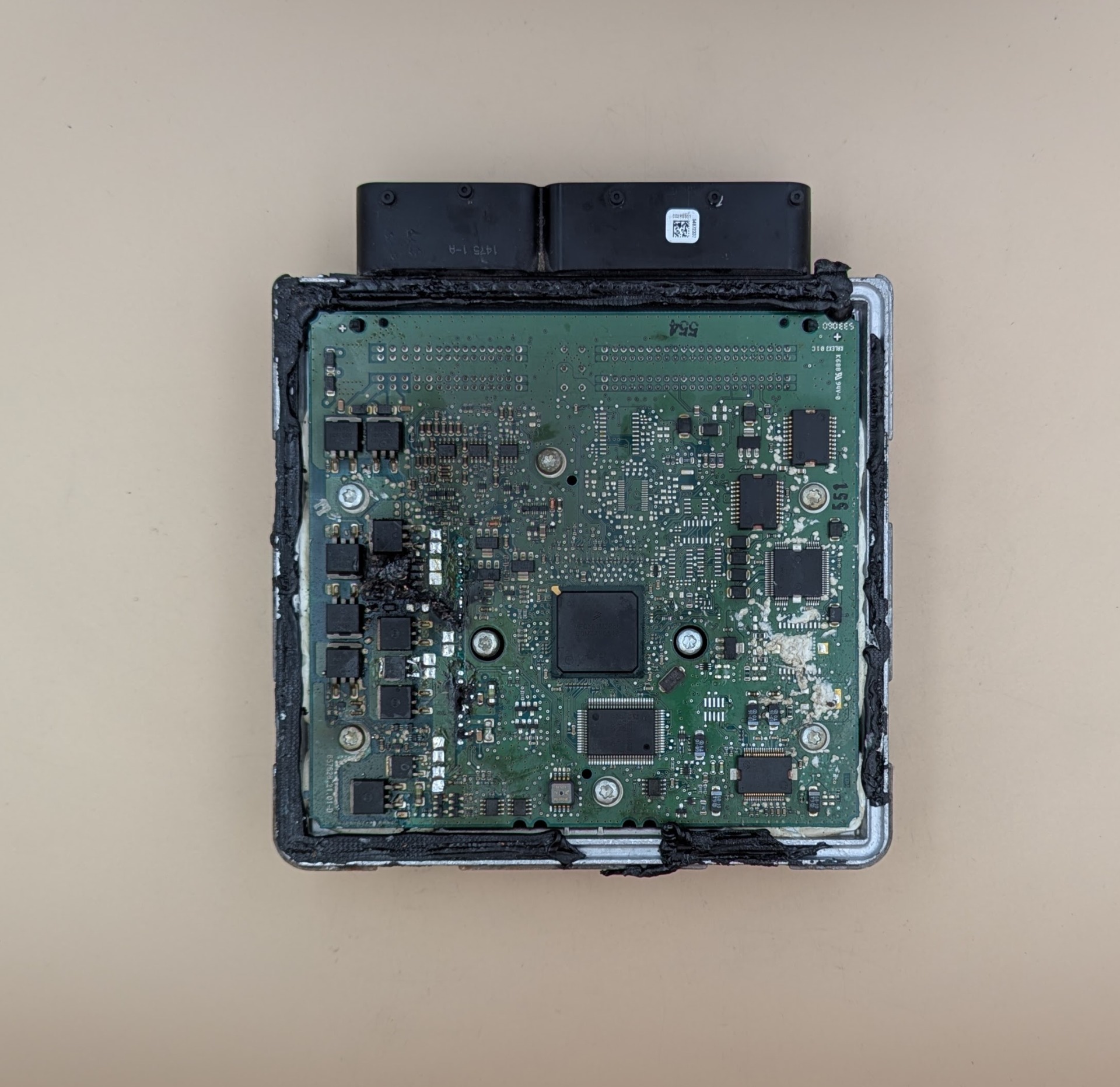 Zhorená ECU Volkswagen Passat 2.0 TDI