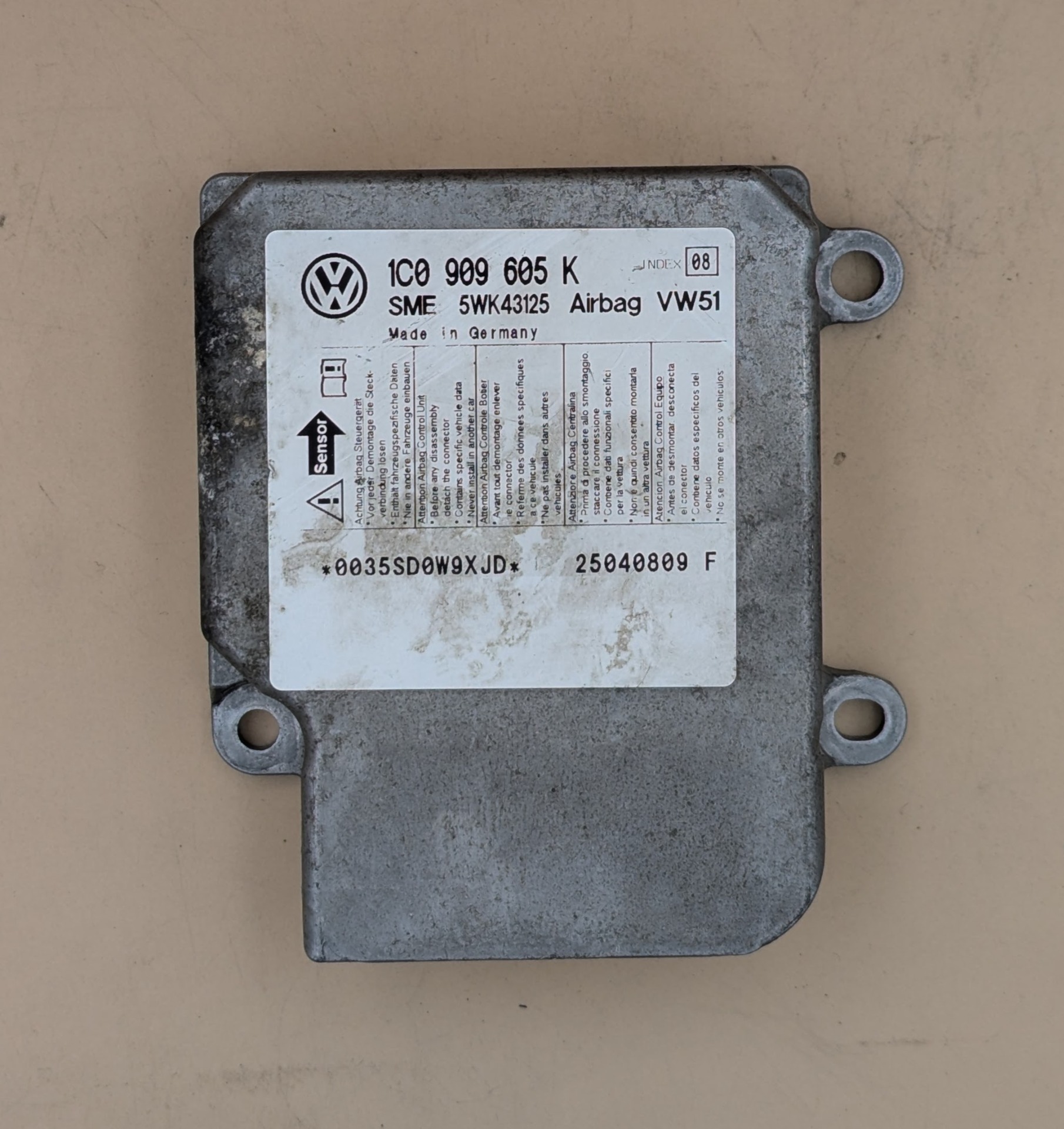 Riadiaca jednotka airbagov Škoda Fabia II