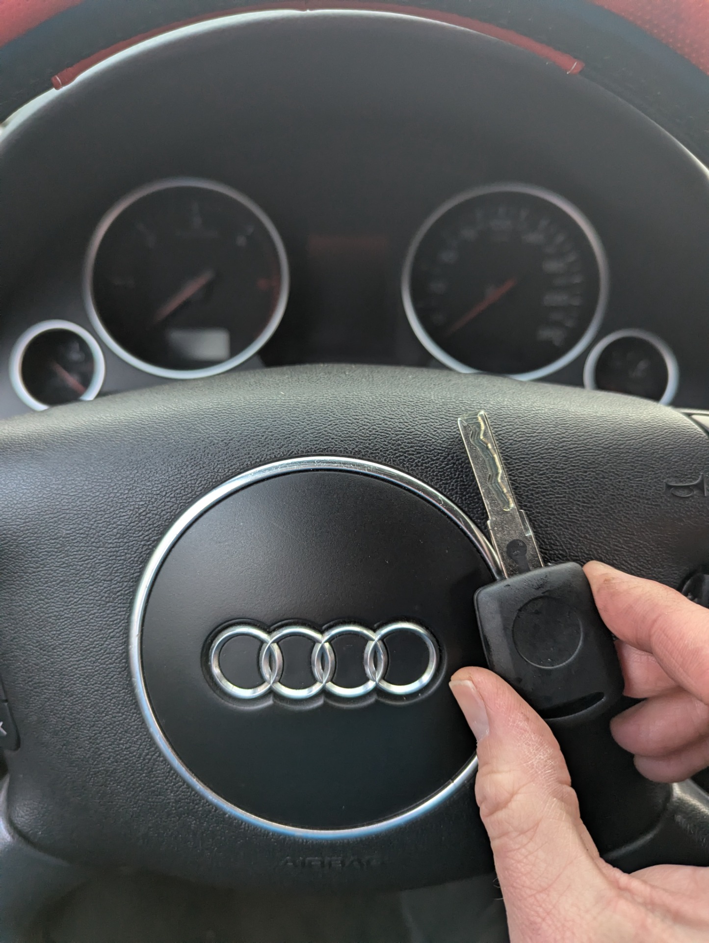 Nový kľúč pre Audi A4 Cabriolet 2003