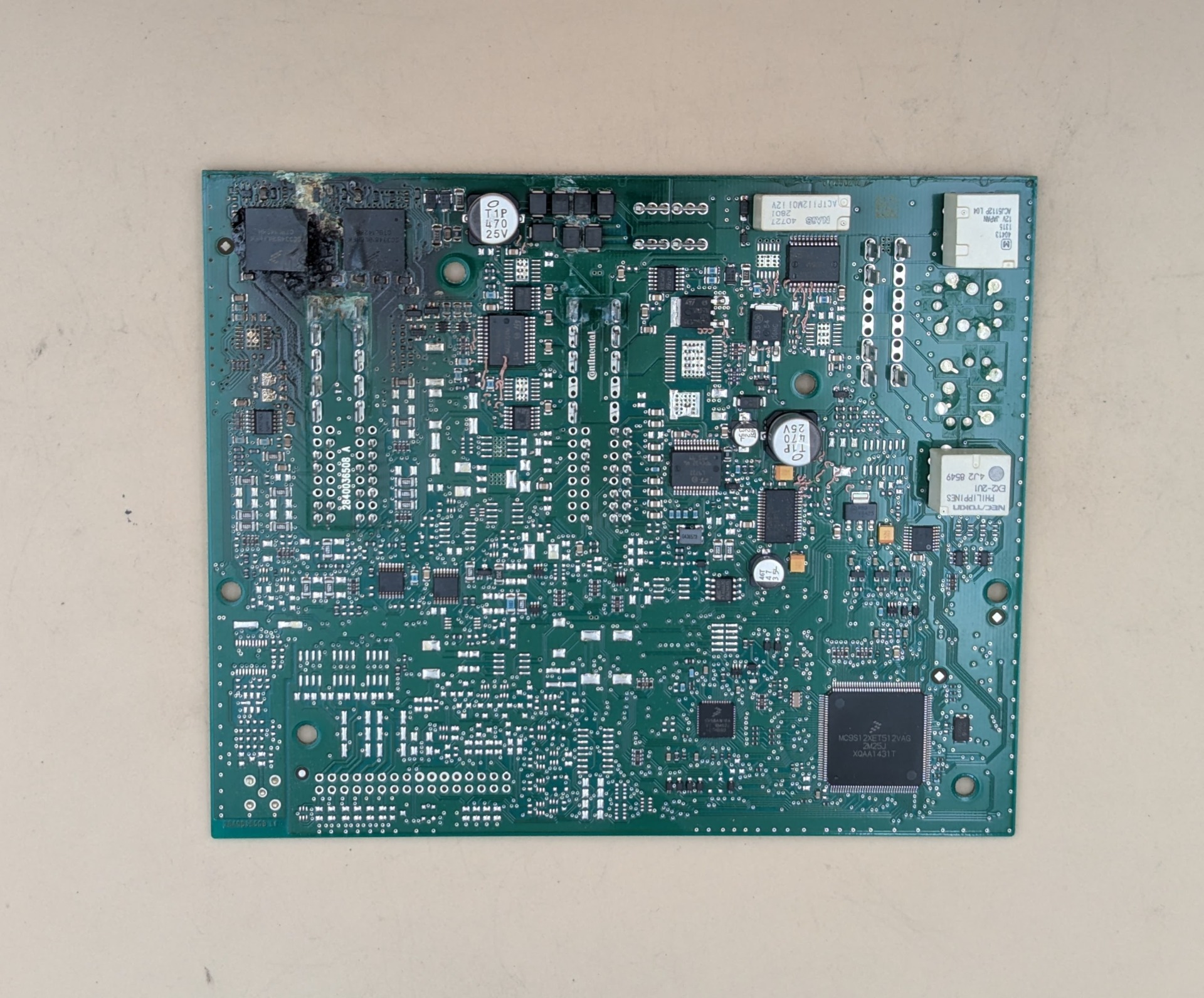 Zhorený BCM modul Porsche Cayene